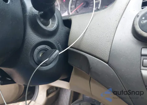 2010 Honda Accord 2.4 Lx-P z USA, uszkodzony, nr VIN 1HGCP2F43AA164161